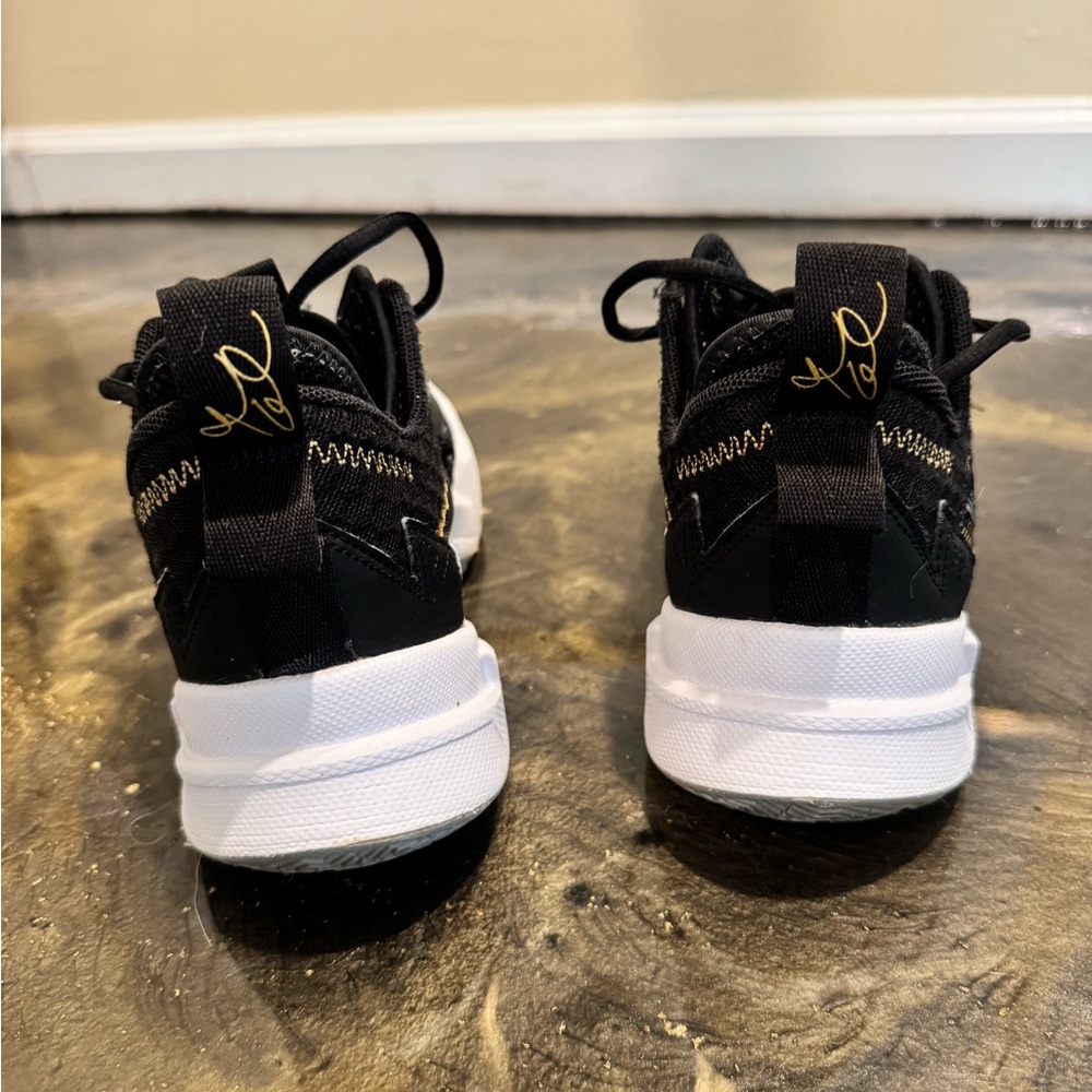 Jordan Woman’s Shoes Gym Tennis